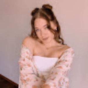 Meet your Posher, Anabel